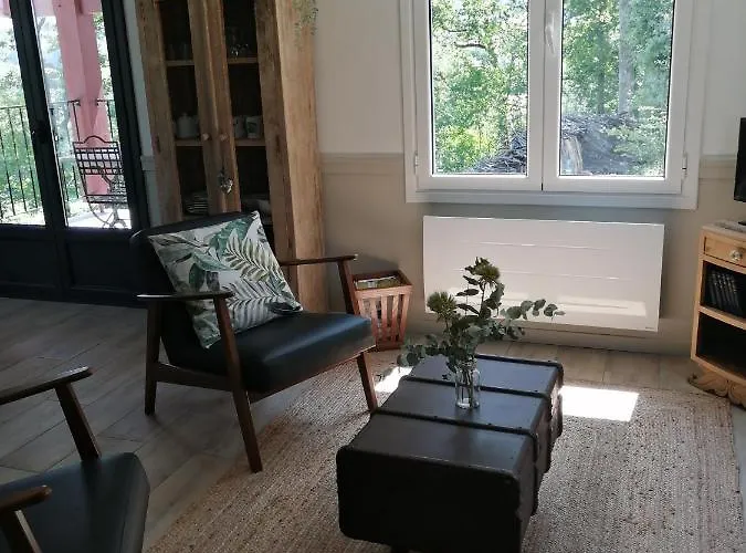 La Petite Maison De La Xaran Erdian * إيسبيليت